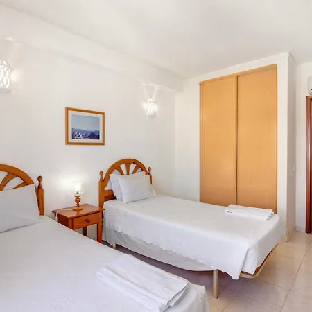 아파트 Camoes 13f, Com Piscina