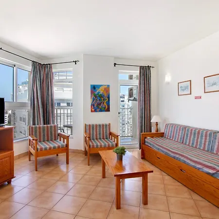 Camoes 13F, Com Piscina Armação de Pêra